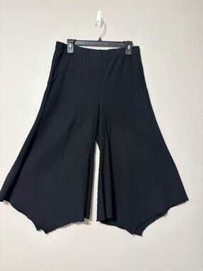 Focus Casual Life Black Cotton Wide Leg Diagonal Pintuck Flowing Lagenlook Pant
